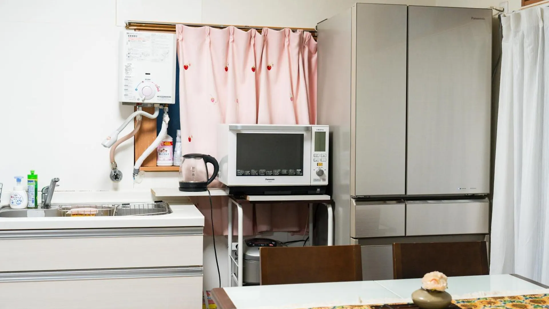 Tokyo /Quiet Area/Wi-Fi/Multi-Person Occupancy. Apartment Japan