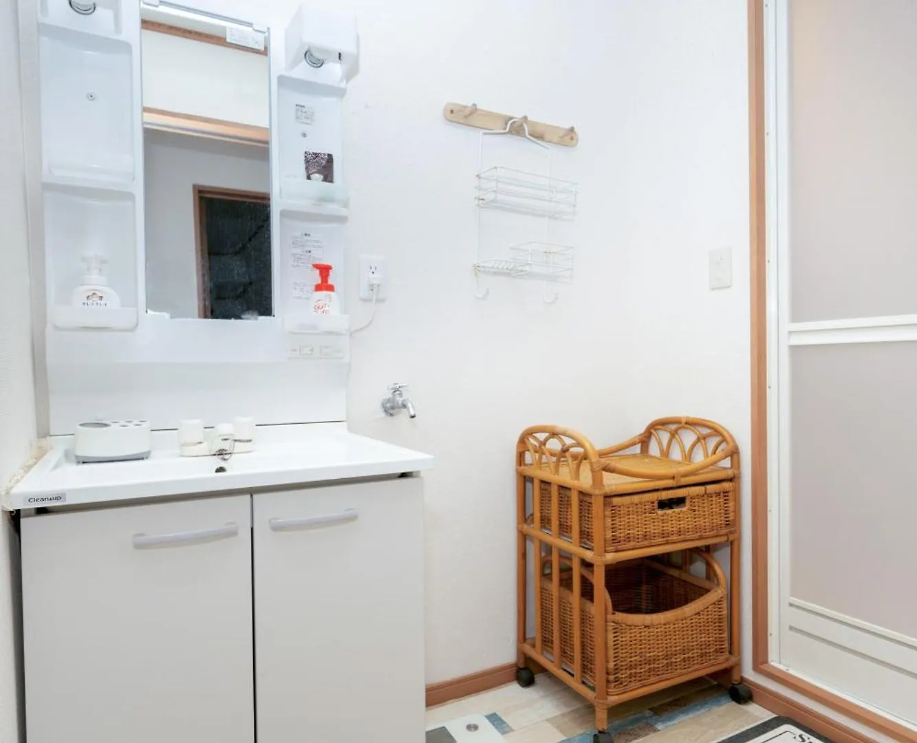 Tokyo /Quiet Area/Wi-Fi/Multi-Person Occupancy. Apartment