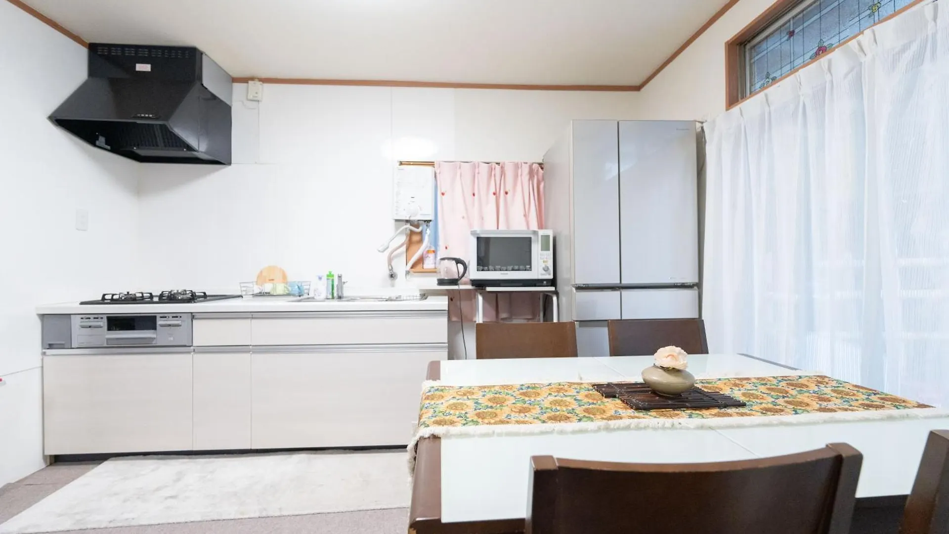 Tokyo /Quiet Area/Wi-Fi/Multi-Person Occupancy. Apartment 0*,