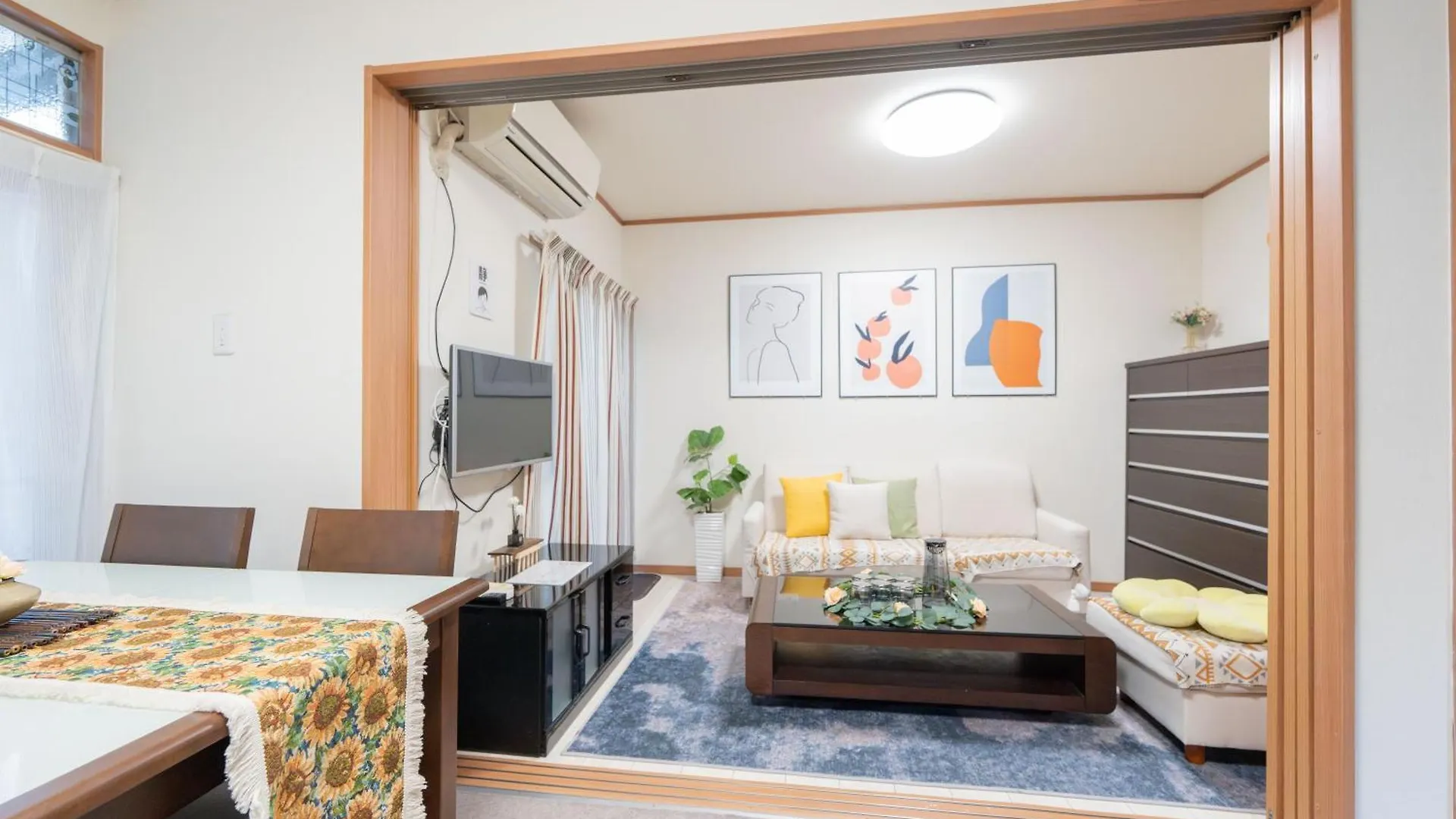 Tokyo /Quiet Area/Wi-Fi/Multi-Person Occupancy. Apartment 0*,  Japan