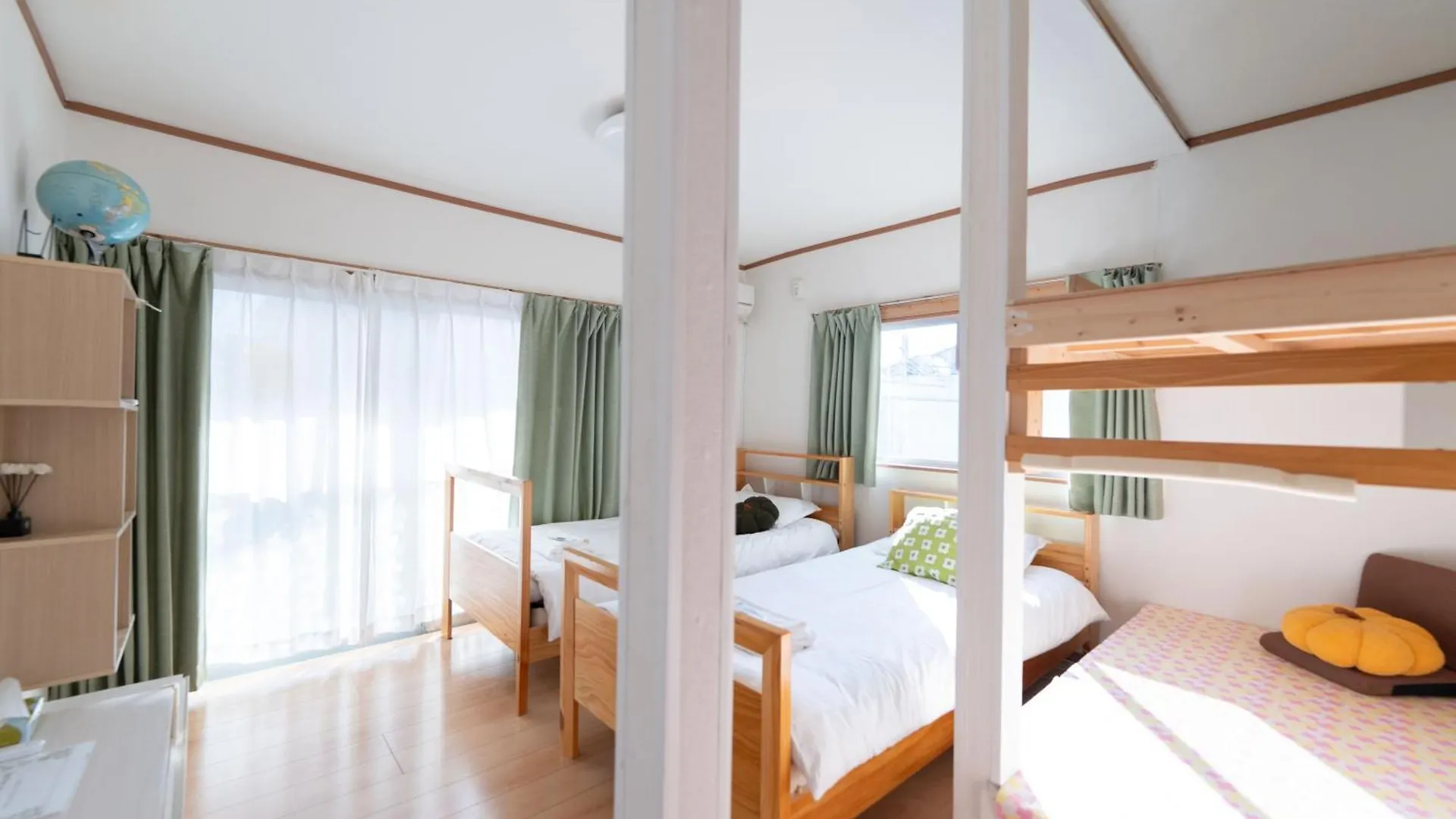 Tokyo /Quiet Area/Wi-Fi/Multi-Person Occupancy. Apartment 0*,  Japan